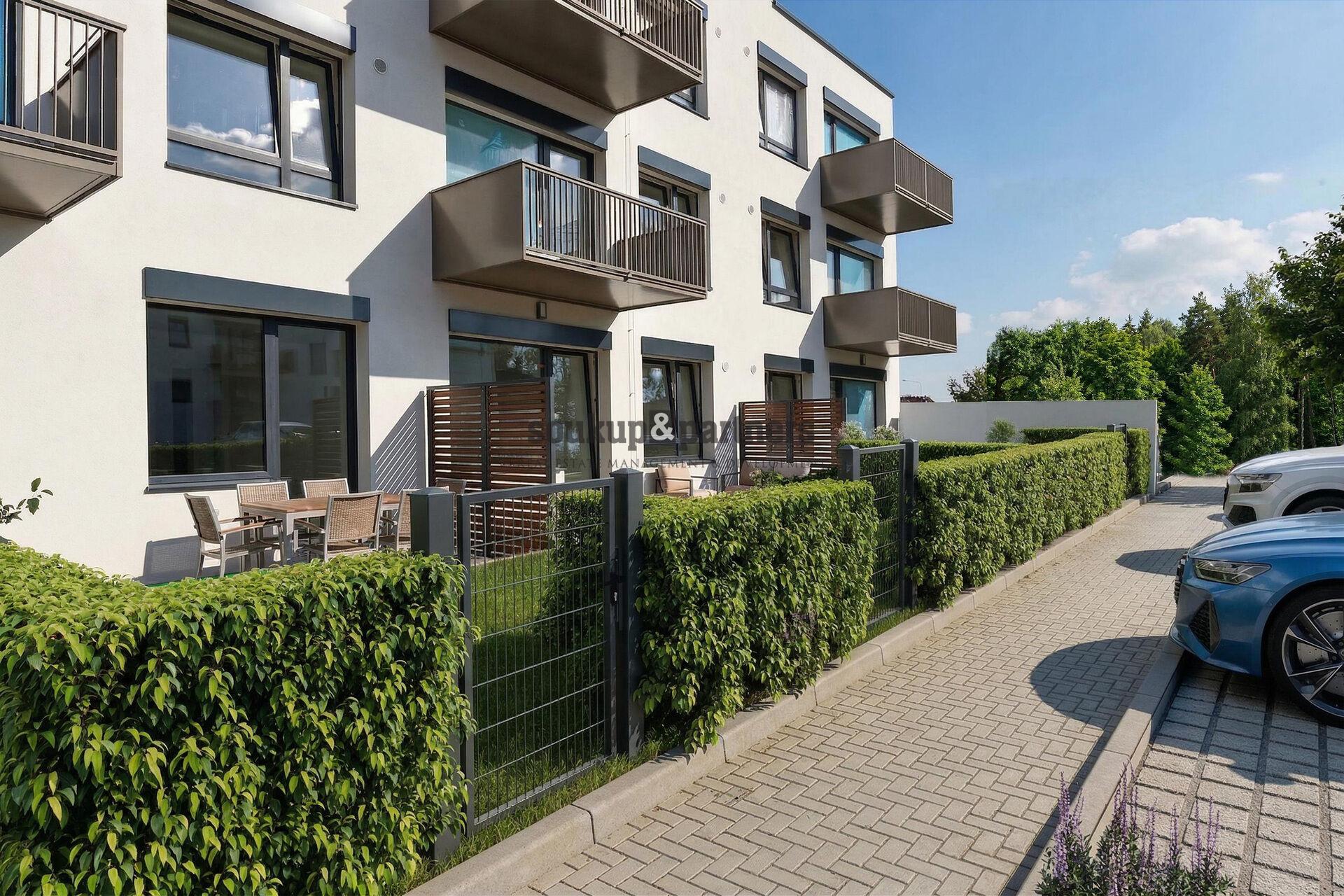 Nový družstevní byt 2+kk - 48 m2 + krajní předzahrádka 38 m2 - projekt PORTTI Kladno.