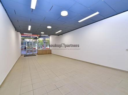 Pronájem - obchodní prostor