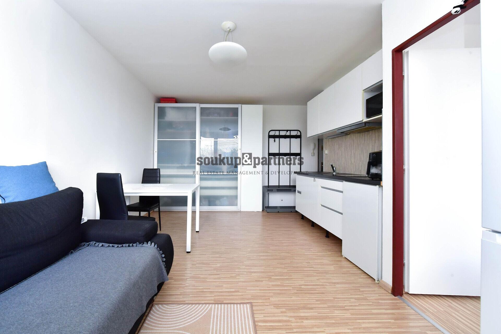 Byt 2+kk, 34 m2, OV, Praha 8 - Střížkov.