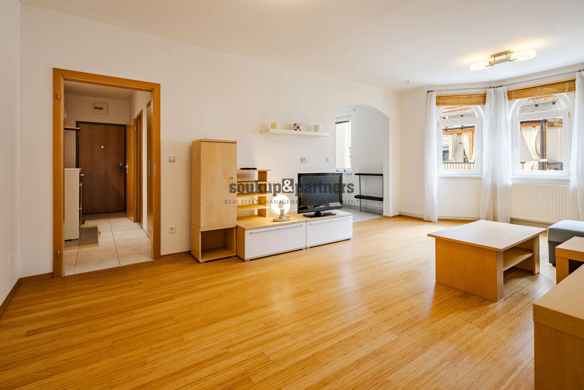 Prodej bytu 2+1 65 m² - lodžie, sklep a parkovací stání, Nupaky u Prahy
