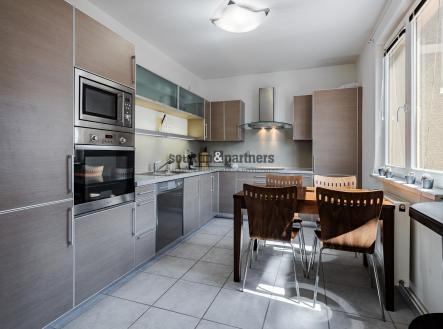 Prodej bytu, 2+1, 65 m²