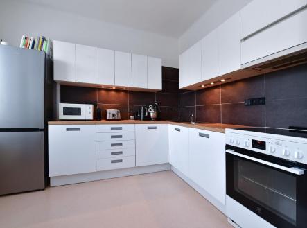 Pronájem bytu, 3+kk, 72 m²