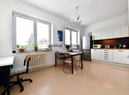 Pronájem bytu, 3+kk, 72 m²