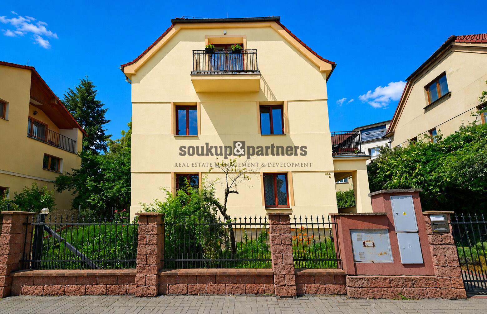 RD se 3 byty a výnosem - 352 m2, pozemek 421 m2, Praha 6 - Řepy, Bílá Hora.