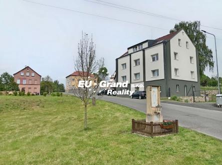 Pronájem bytu, 1+kk, 27 m² obrázek