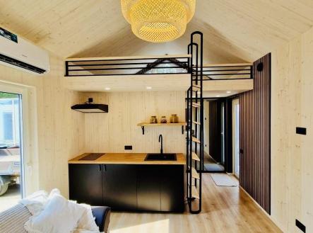 5dd96cf9-70d6-4701-bcef-248b9ba59746 | Prodej - dům/vila, 25 m²