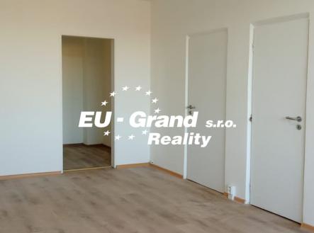 88ac854a-84ee-4a71-9c97-c3549dfa0583 | Pronájem bytu, 2+1, 57 m²