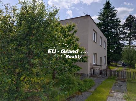 3 | Prodej - dům/vila, 240 m²