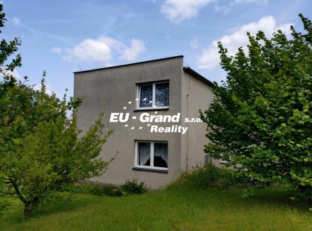 6 | Prodej - dům/vila, 240 m²