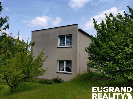 6 | Prodej - dům/vila, 240 m²