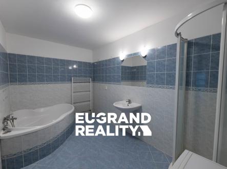 CP6A2052 | Prodej - dům/vila, 162 m²