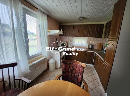 20250722_163407 | Prodej - dům/vila, 180 m²