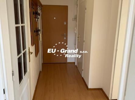 0e4033d2-c5e6-4328-b851-66d8c71cccf6 | Pronájem bytu, 4+1, 85 m²