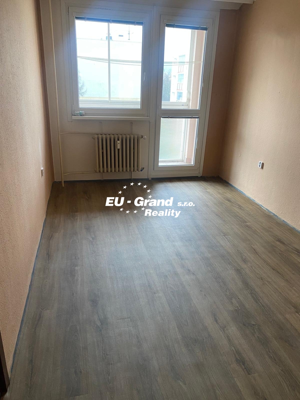 bb8c6ab5-8b75-4070-bdba-0a110a15c71f