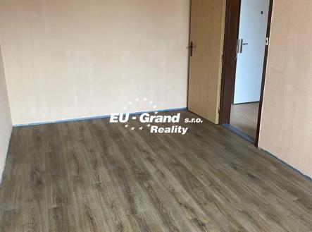 ec44298b-88df-4147-ab07-7a7e7d19bee9 | Prodej bytu, 1+1, 41 m²