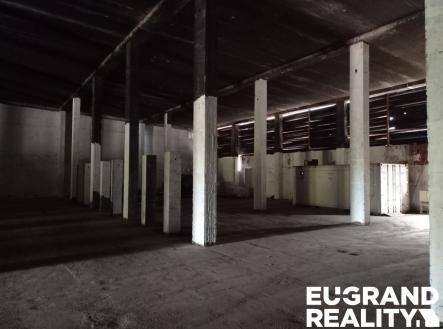 IMG_20211006_102554 | Pronájem - komerční objekt, sklad, 3 100 m²