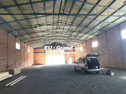 8_PHOTO-2026-02-03-09-39-14 | Pronájem - komerční objekt, sklad, 440 m²