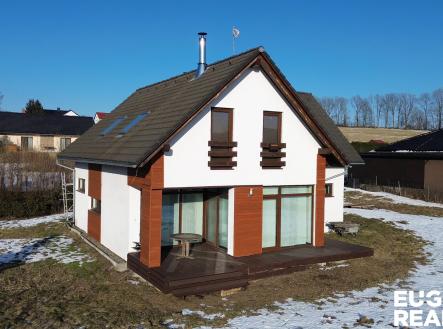 0204(3) | Prodej - dům/vila, 106 m²