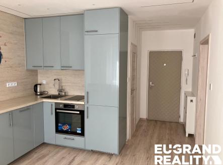 WhatsApp Image 2026-02-23 at 20.12.17 | Pronájem bytu, 2+kk, 35 m²