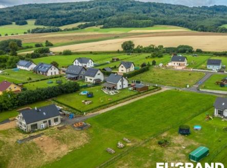 0cab3b71fe5c52fae33d1df30ce3cf41c6fe | Prodej - pozemek pro bydlení, 2 004 m²