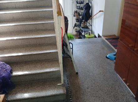 15 | Prodej - dům/vila, 210 m²