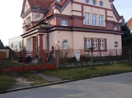 3 | Prodej - dům/vila, 210 m²