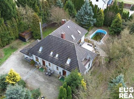 2 | Prodej - dům/vila, 219 m²