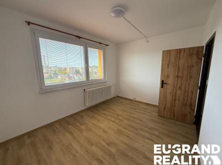 WhatsApp Image 2026-04-28 at 10.31.11 (1) | Pronájem bytu, 2+kk, 42 m²