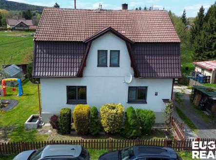 0506(6) | Prodej - dům/vila, 216 m²