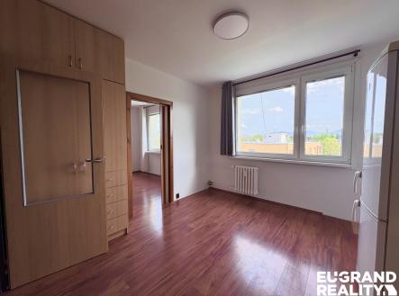 IMG_0334 | Pronájem bytu, 1+1, 37 m²