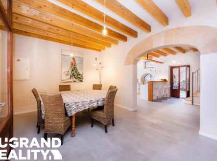 25218889 | Prodej - dům/vila, 378 m²