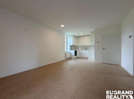WhatsApp Image 2026-06-18 at 13.38.27 | Pronájem bytu, 3+kk, 58 m²