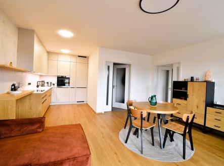 Pronájem bytu, 3+kk, 88 m²