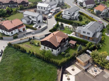 Prodej - dům/vila, 199 m²