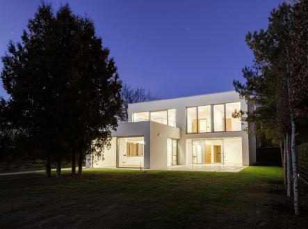 Prodej - dům/vila, 217 m² obrázek