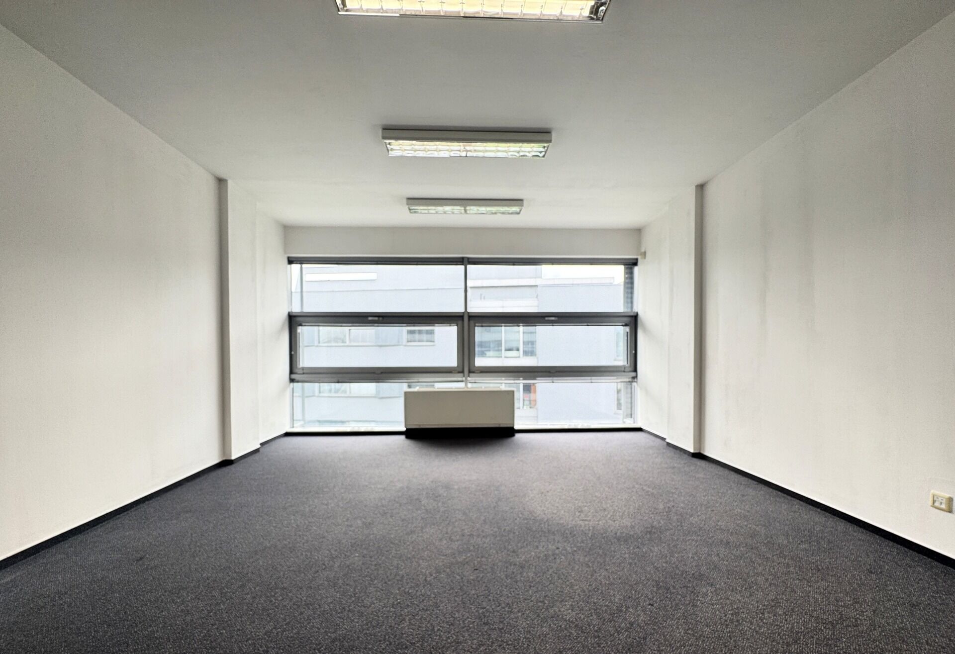 Pronájem kanceláře 29,7m2
