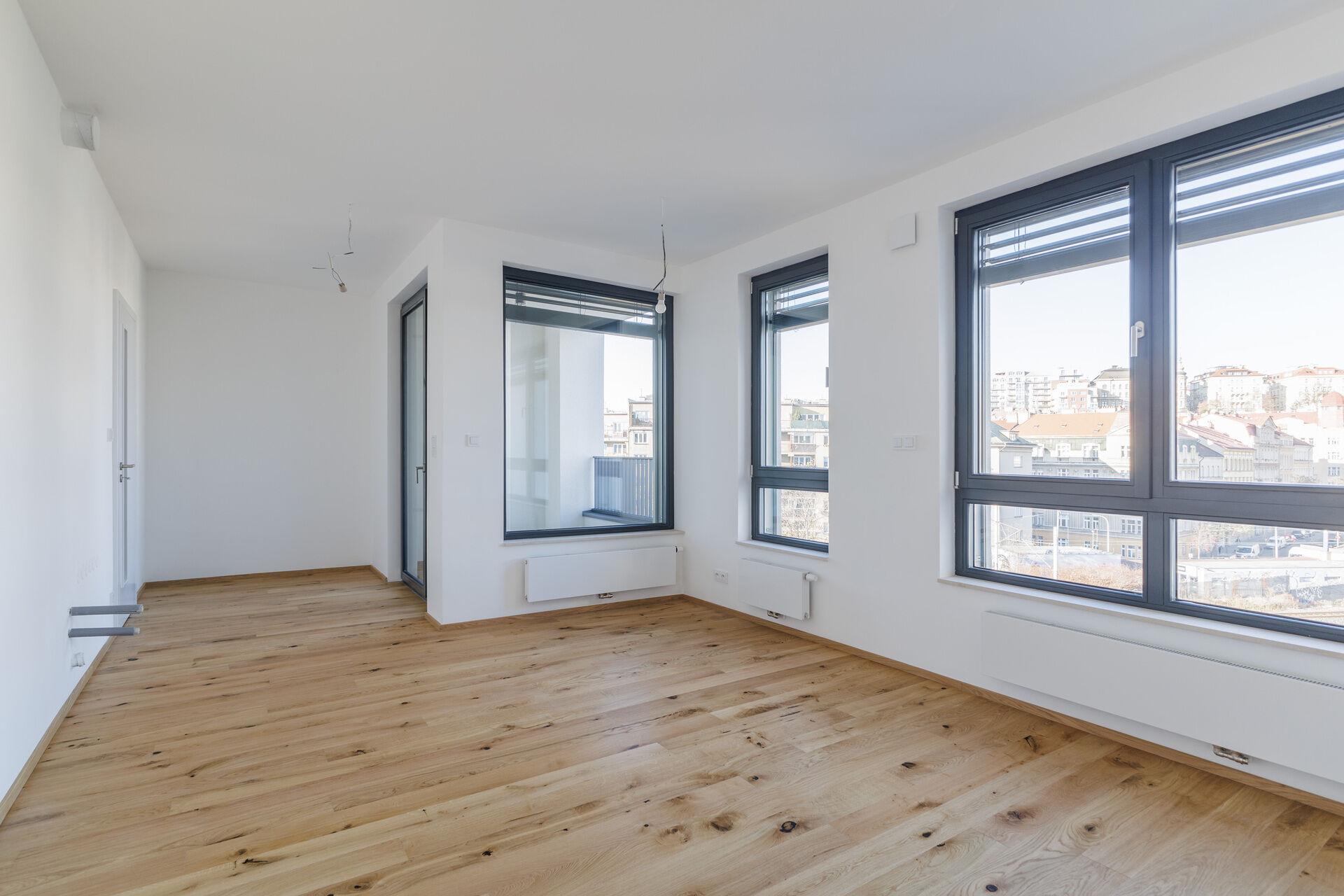 Prodej bytu 2+kk (48,7m2) s lodžií (4m2), sklepem a garážovým stáním