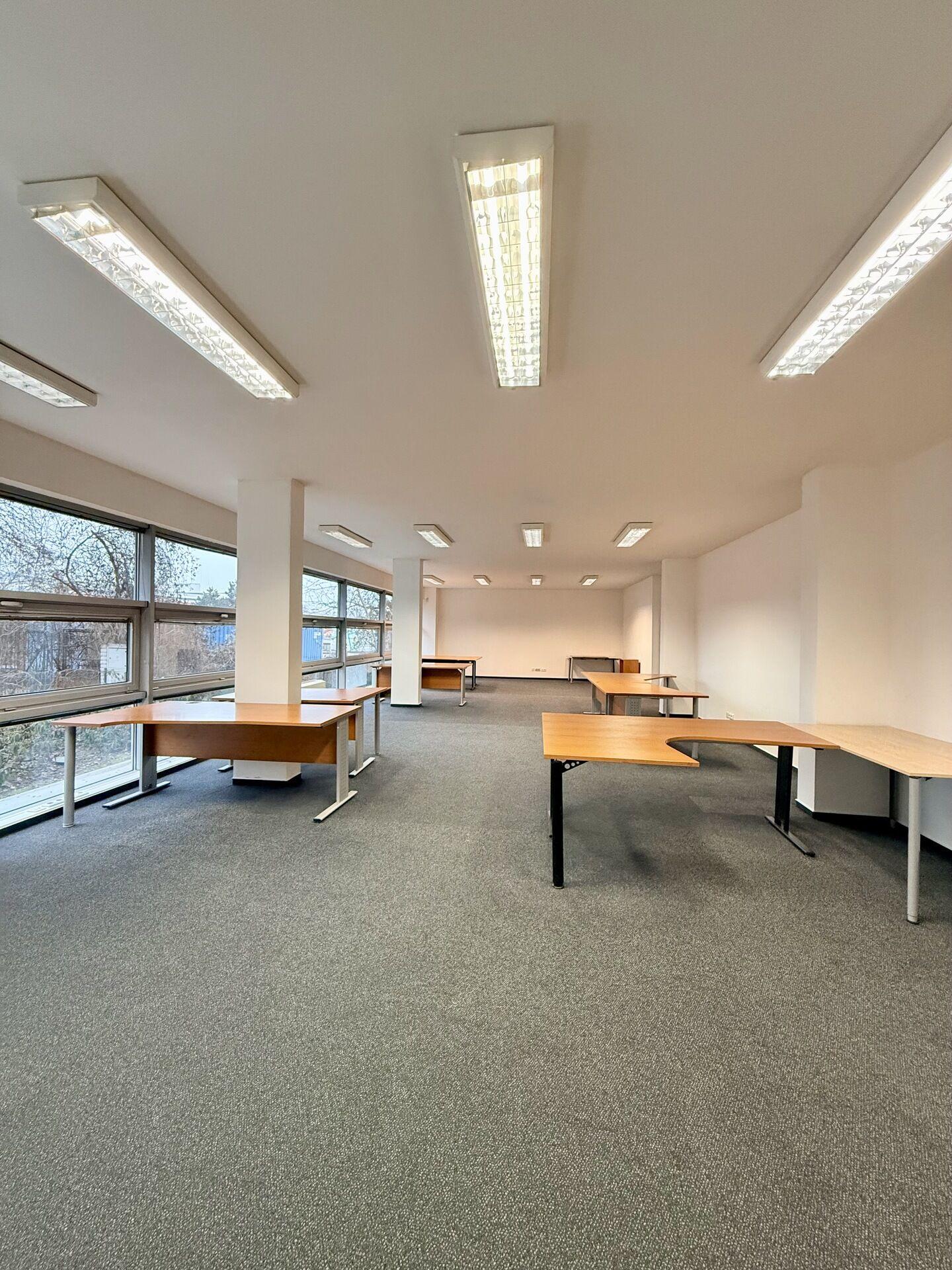 Pronájem kanceláře 97,8m2