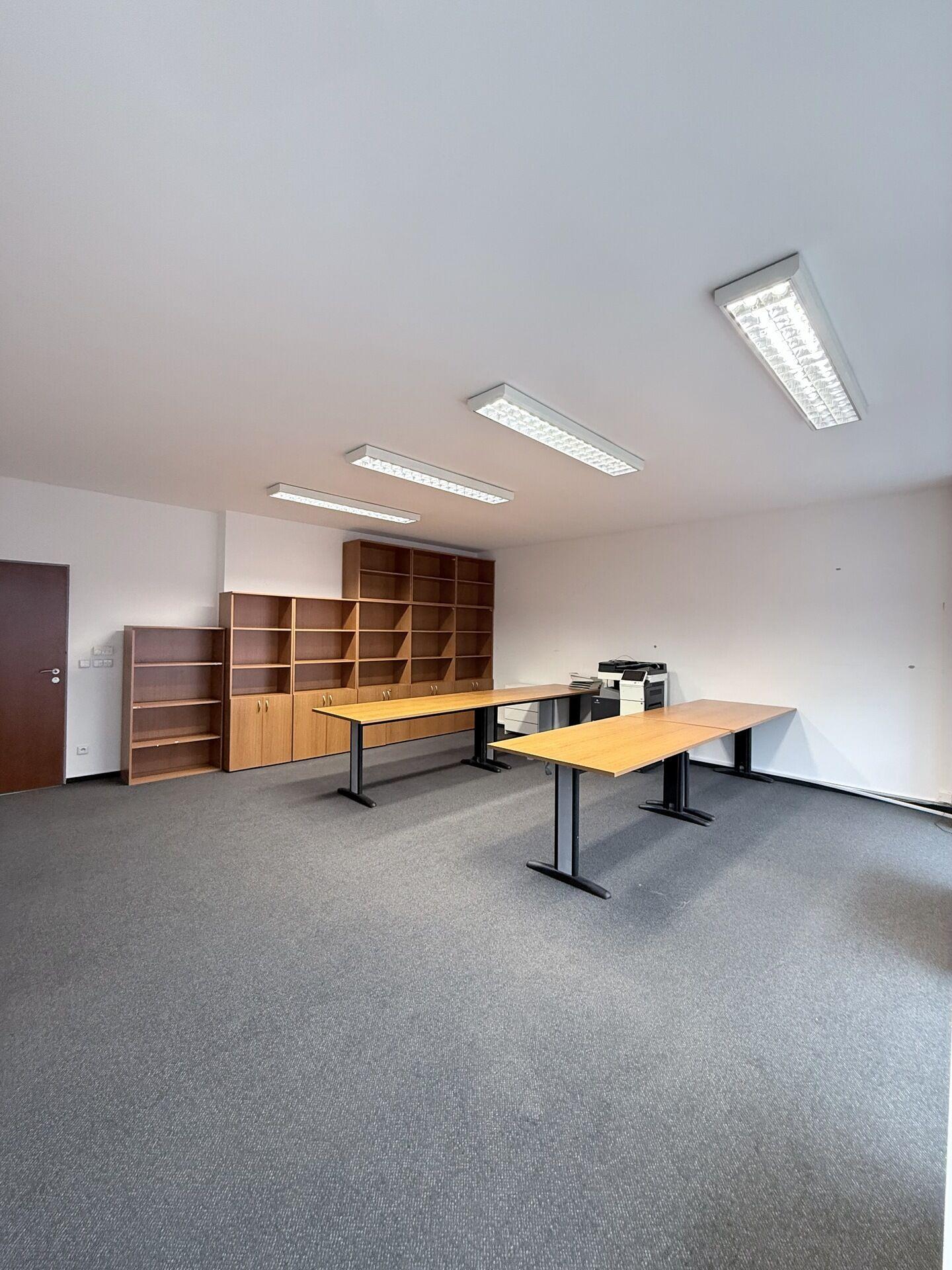 Pronájem kanceláře 38,4m2