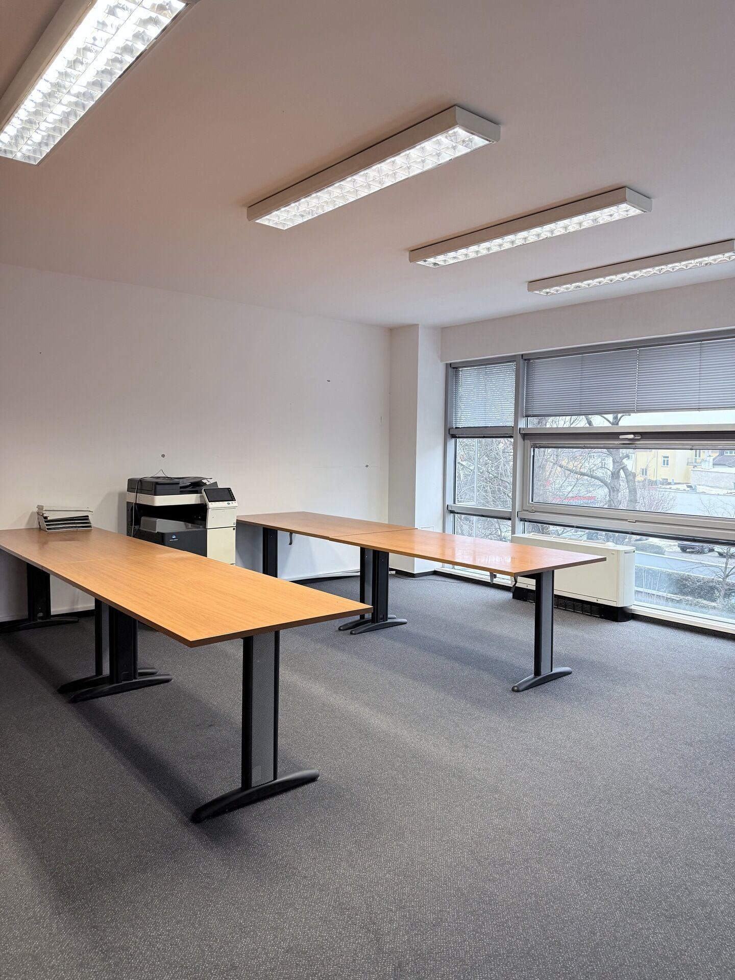 Pronájem kanceláře 29,7m2