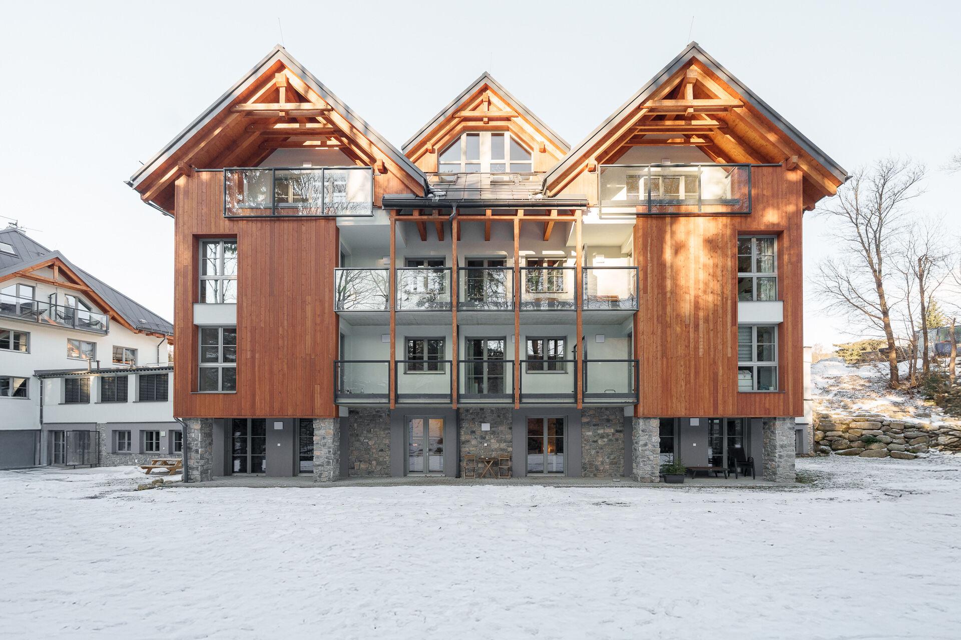 Prodej apartmánu 1+kk, 24 m², terasa 20 m², parkovací stání – Harrachov