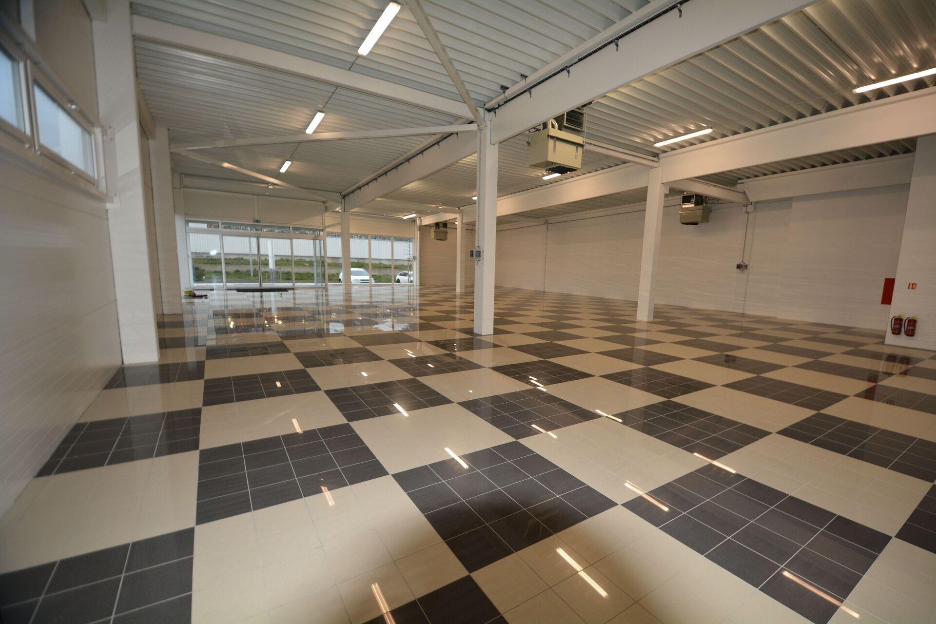 Pronájem komerčních prostor 698m2 - Želetická, Litoměřice