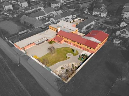 Prodej - hotel, 2 760 m²