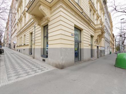 Pronájem - obchodní prostor