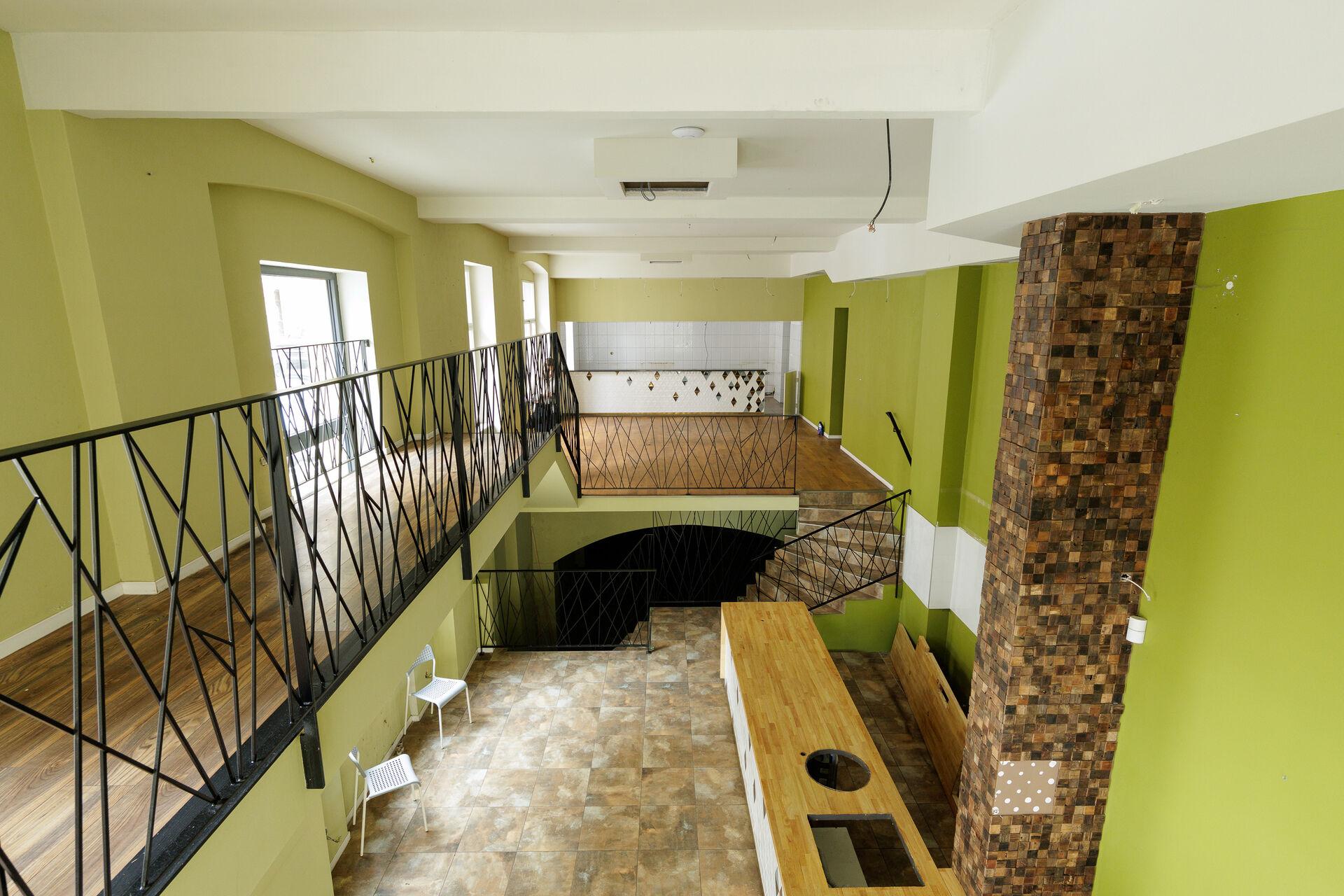 Pronájem lukrativních komerčních prostor – Korunní × Budečská