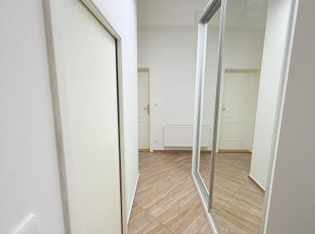 Pronájem bytu, 2+1, 75 m²