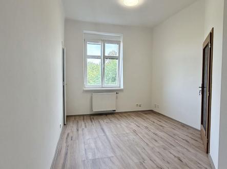 Pronájem bytu, 2+1, 43 m²
