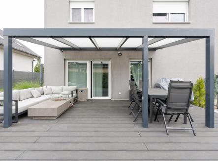 Pronájem - dům/vila, 202 m²