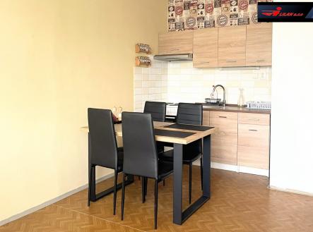 Pronájem bytu, 2+kk, 41 m² obrázek