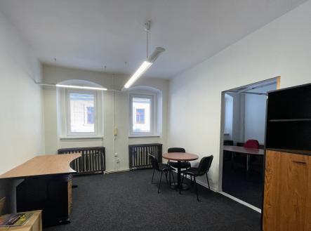 IMG_4745 | Pronájem - kanceláře, 35 m²